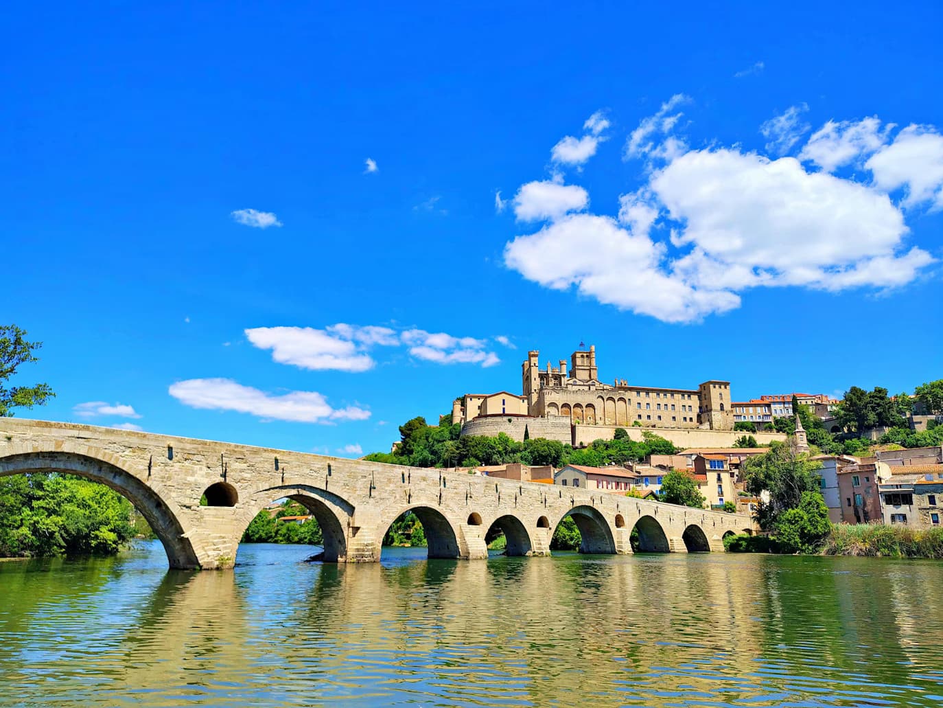Béziers et la cathédrale Saint-Nazaire (Hérault)