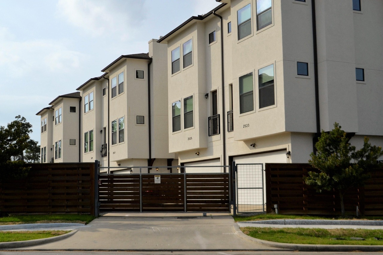Fermeture de l'agence Société Générale à Lorris : quels impacts sur l'immobilier et les prêts locaux ?