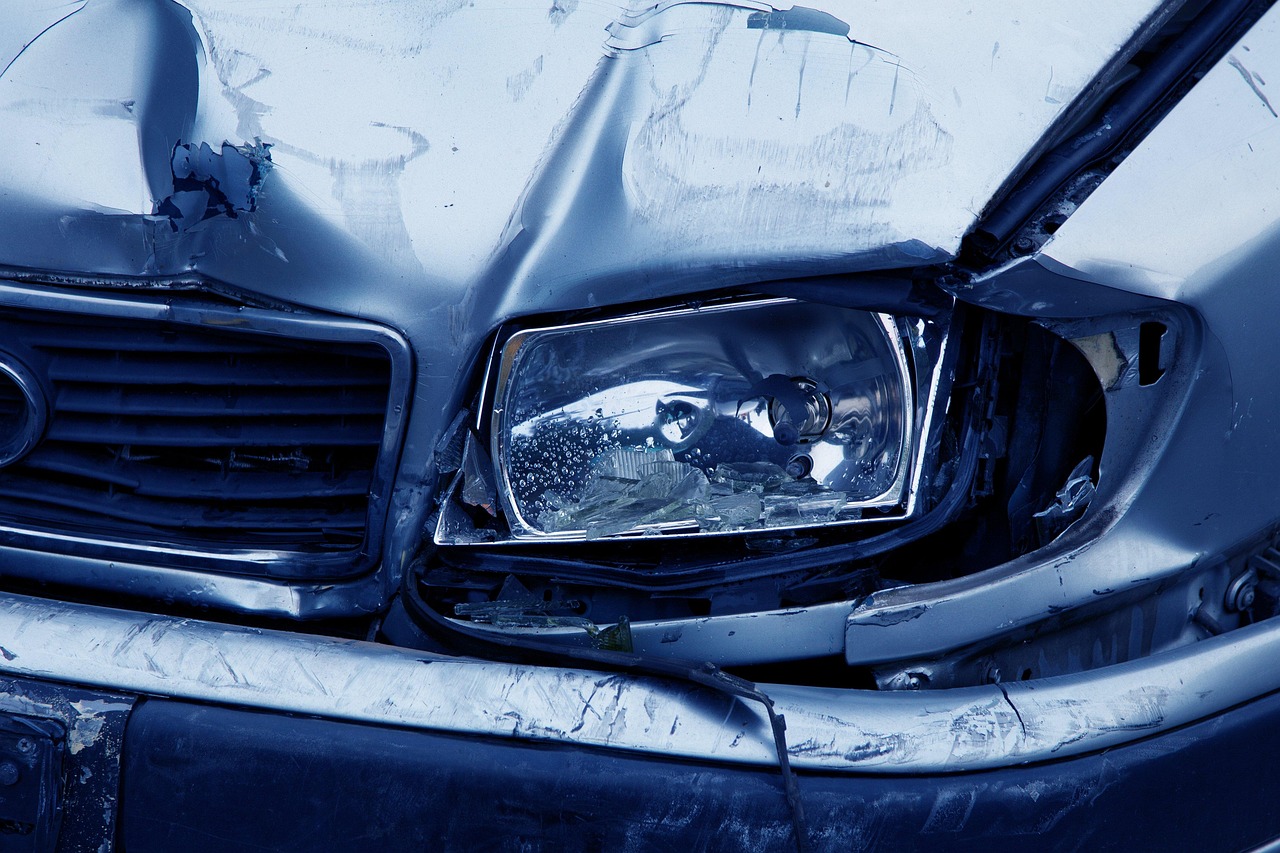 Collision train-voiture près de Toulouse : ce que votre assurance auto couvre vraiment après un accident grave