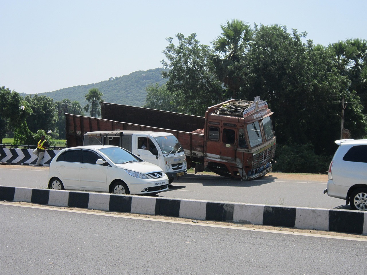 Accident grave à Le Nouvion-en-Thiérache : piéton renversé, héliporté, que faire pour son assurance auto ?