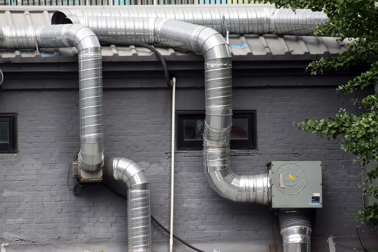 Climatisation ou pompe à chaleur face à la canicule : comment choisir et quelles aides en 2026 ?