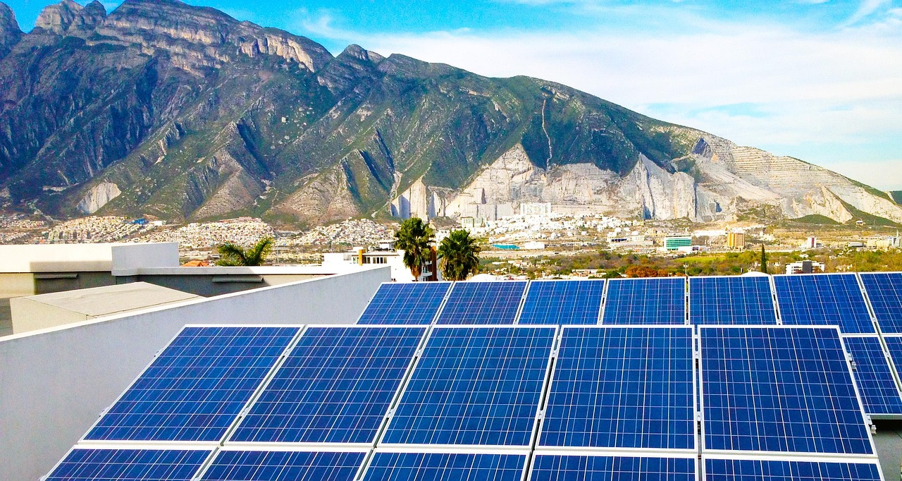 Angoulême inaugure la première verrière photovoltaïque : guide complet pour vos projets solaires