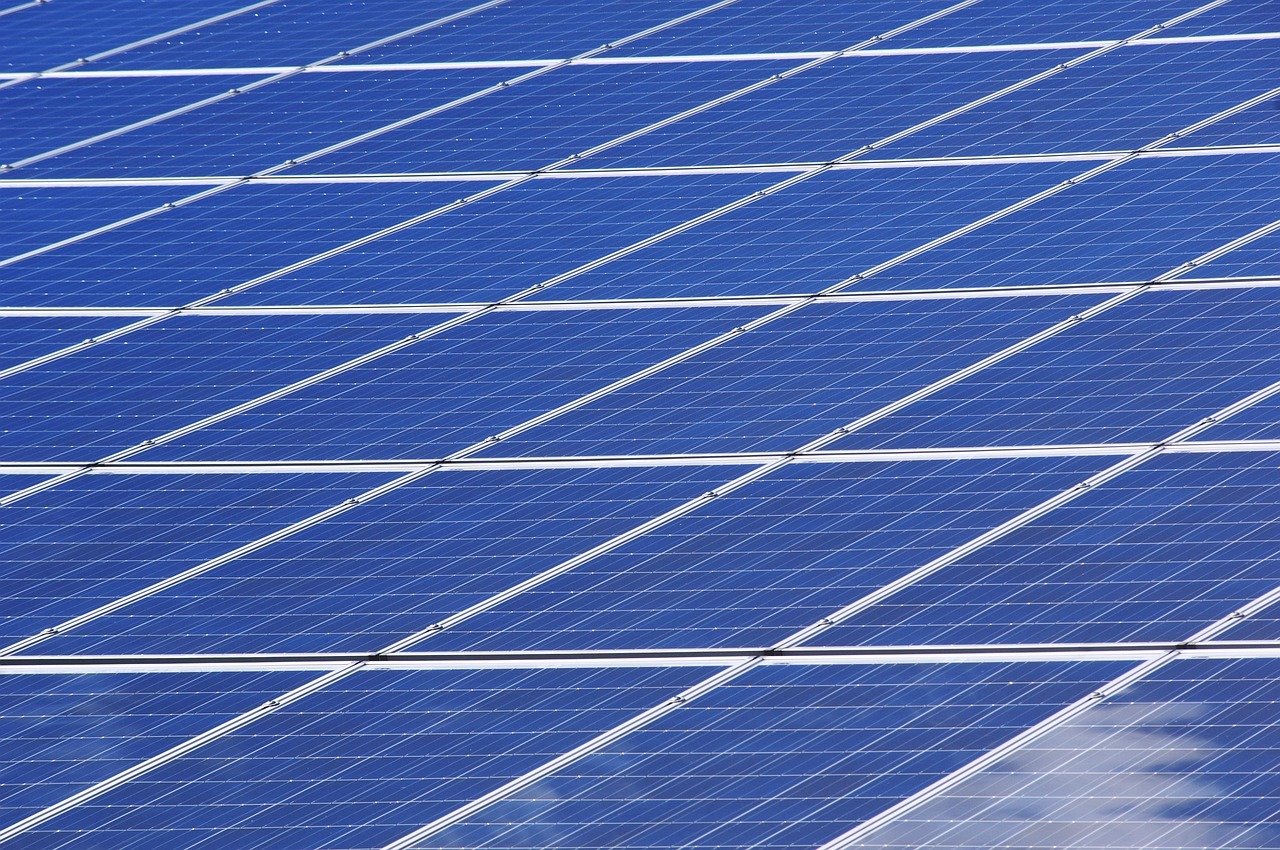 Soissons : Faut-il remplacer les bouteilles de gaz par le photovoltaïque ou une PAC ?